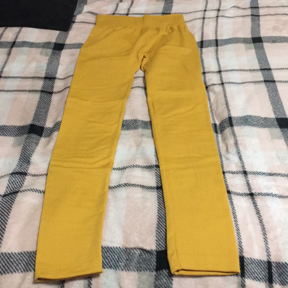 Yellow tights